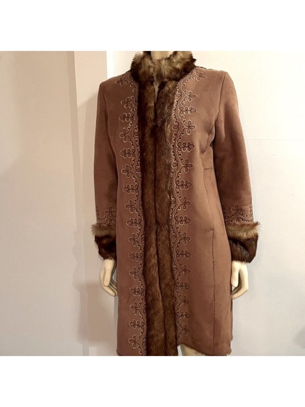 Vintage Nine West 90’s Y2K Penny Lane Faux Suede & Fur Embroidered Coat Brown S